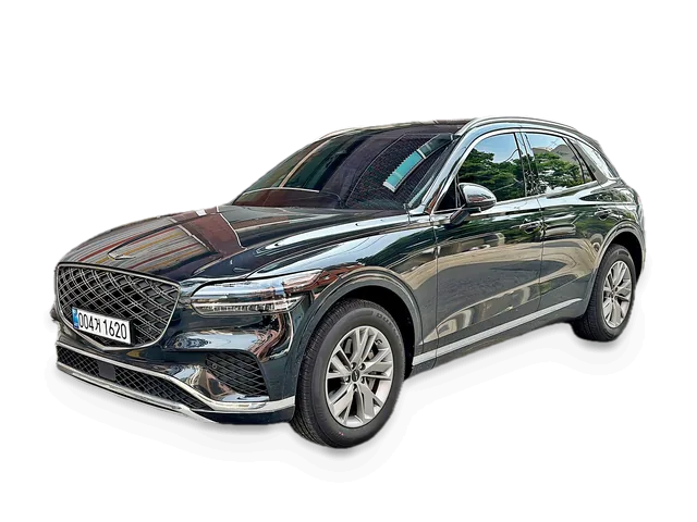 Dark green facelifted Genesis GV70
